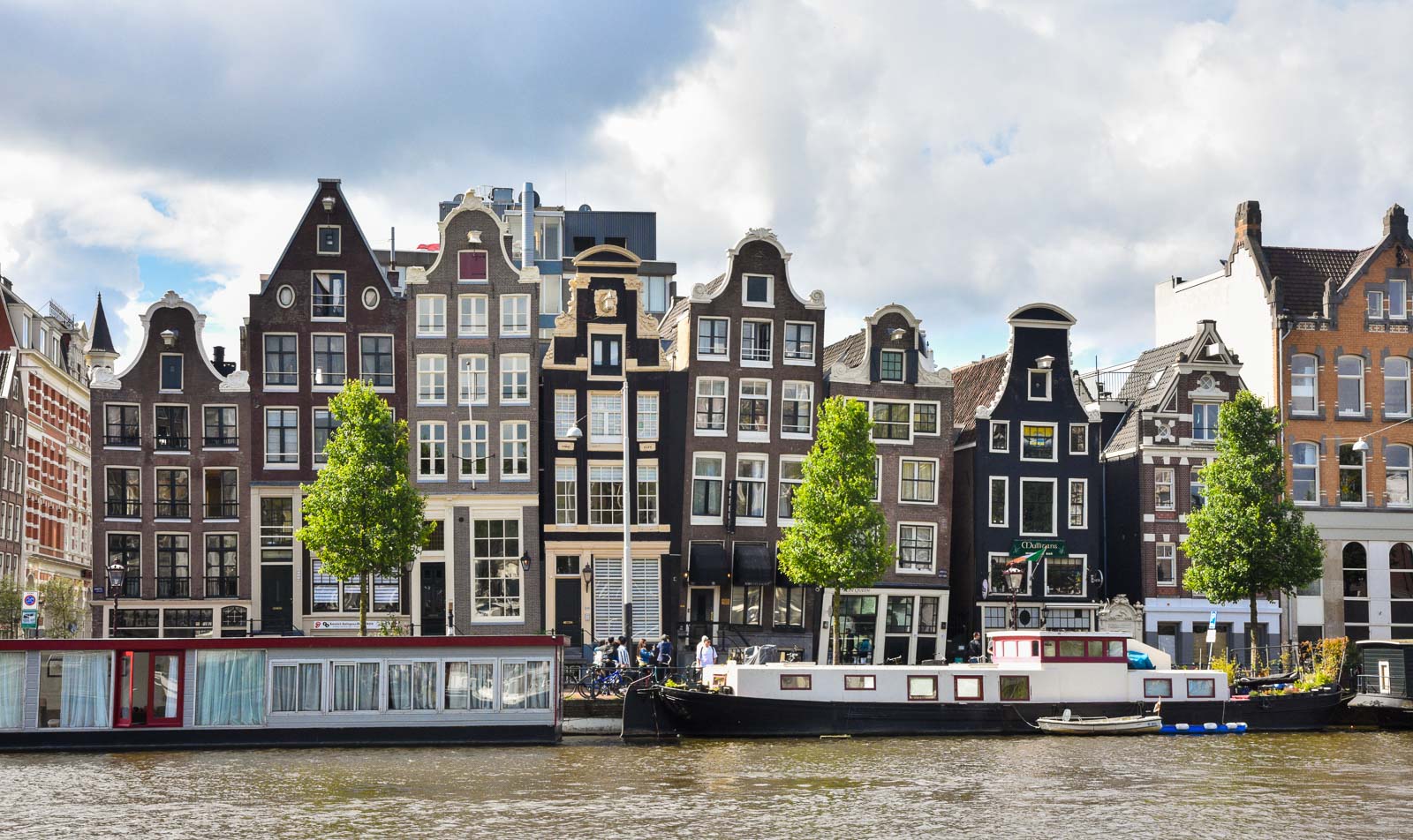 Weekend à Amsterdam : les maisons typiques en bord de canal