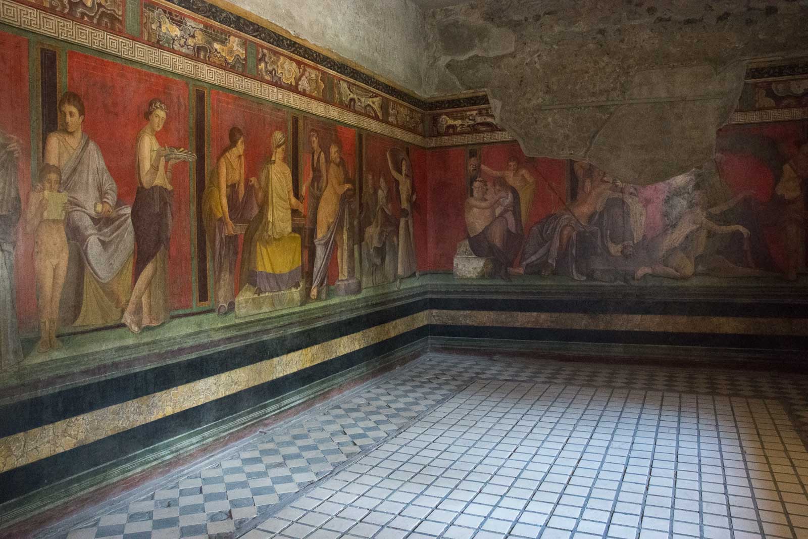 Fresques murales à l’intérieur d’une maison, Pompéi
