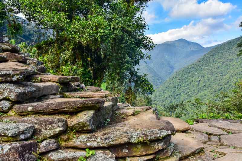 La Cité Perdue en Colombie et les montagnes couvertes de jungle