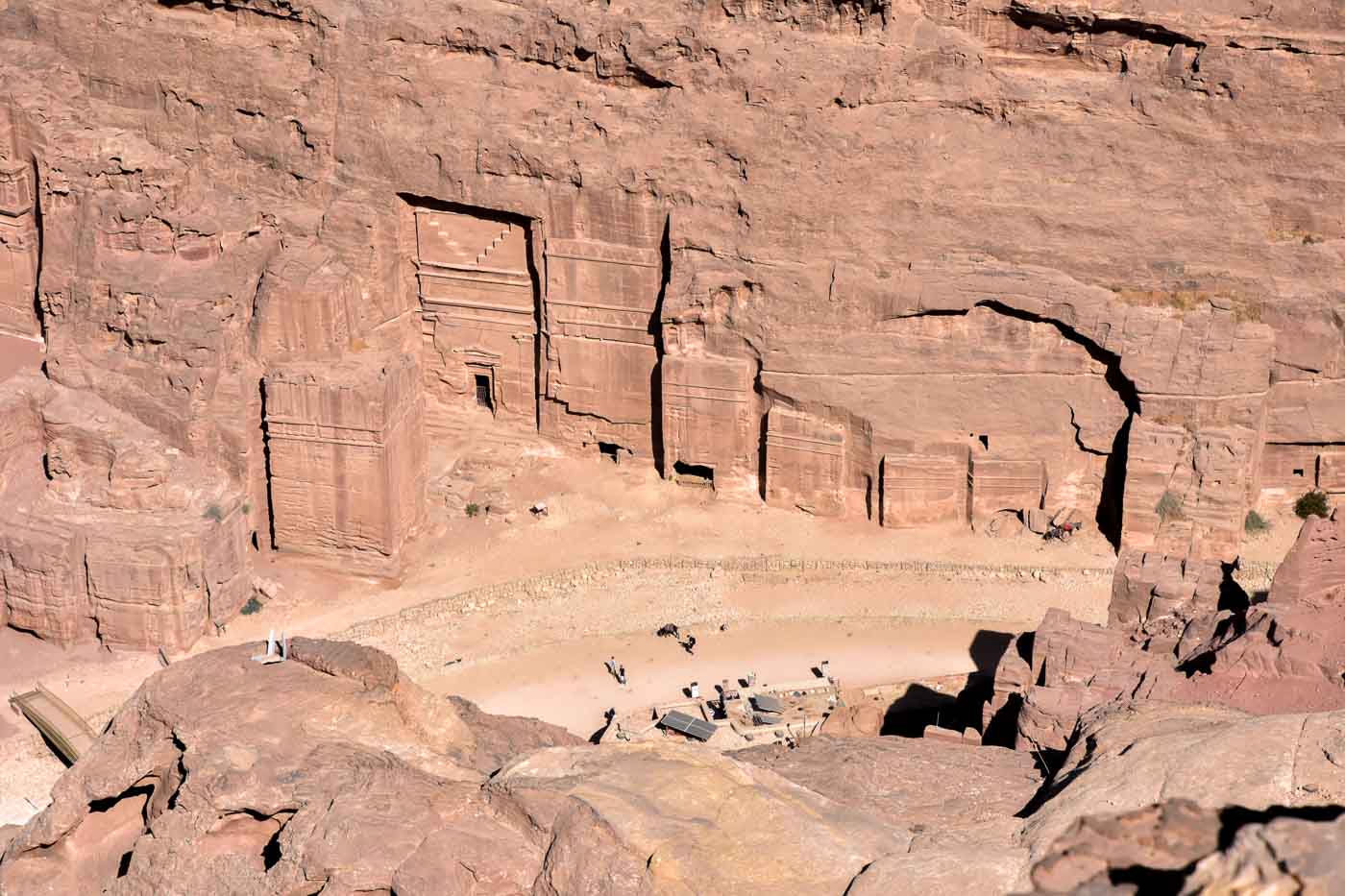 Vue depuis le Haut lieu des Sacrifices à Petra