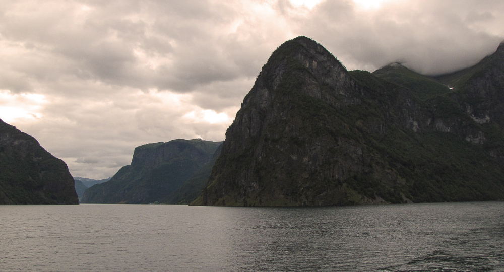 En bateau sur le Sognefjord en Norvège