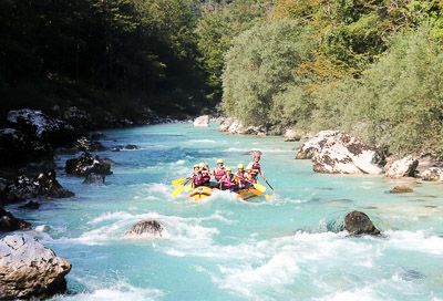 Rafting en famille en Slovénie : une aventure qui fait splash ! 